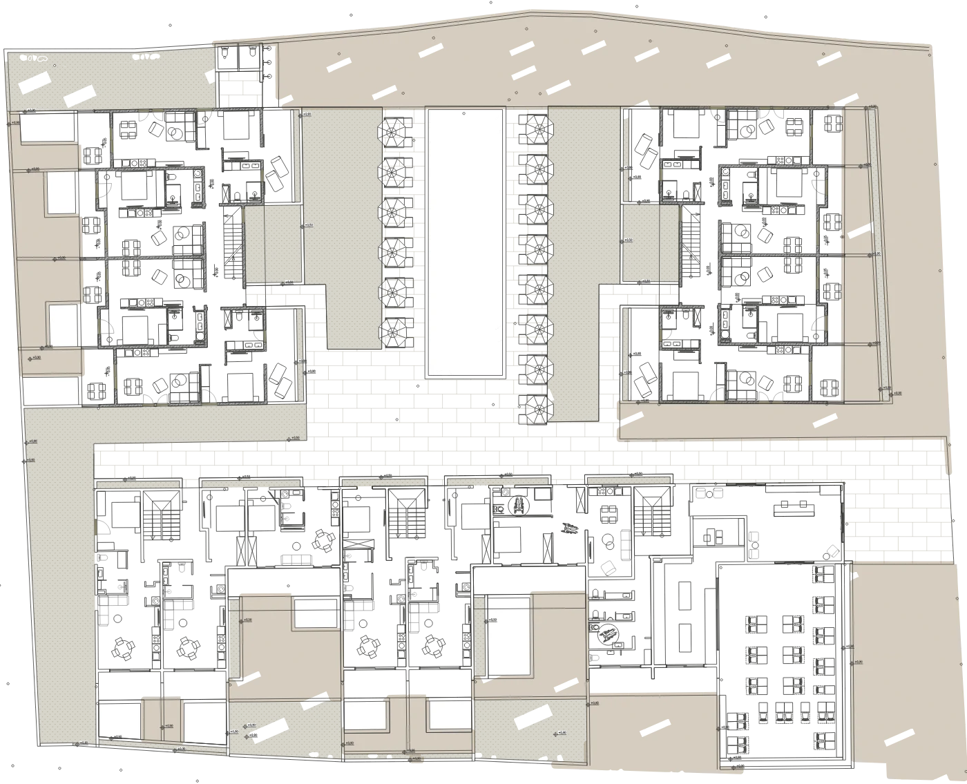 Site plan of Pine Senses Resort: a long pool between two apartment wings to the north, a third building with the restaurant to the south, plunge pools, lawns and gravel.